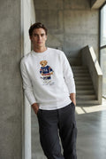 White Sweatshirt 208